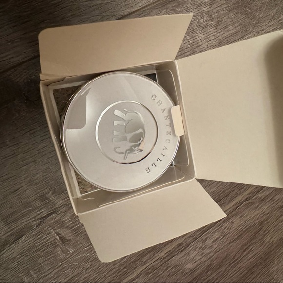 Brand new - chantecaille future skin cushion - Picture 4 of 6